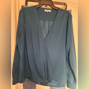NWOT Parker blouse M